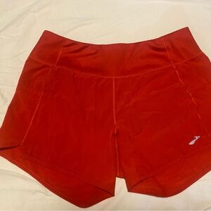 Brooks Women's Chaser 5" Running Workout Shorts with liner LARGE RED E…